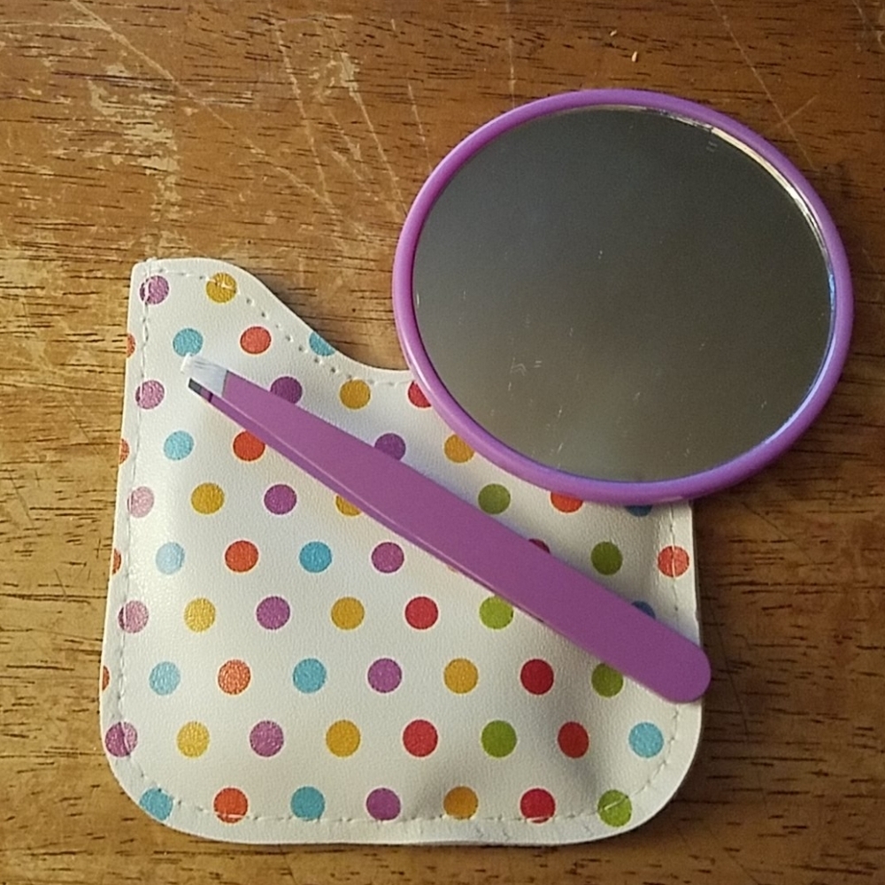 Lavender Polka Purple Mirror, Tweezers in Case 3"
